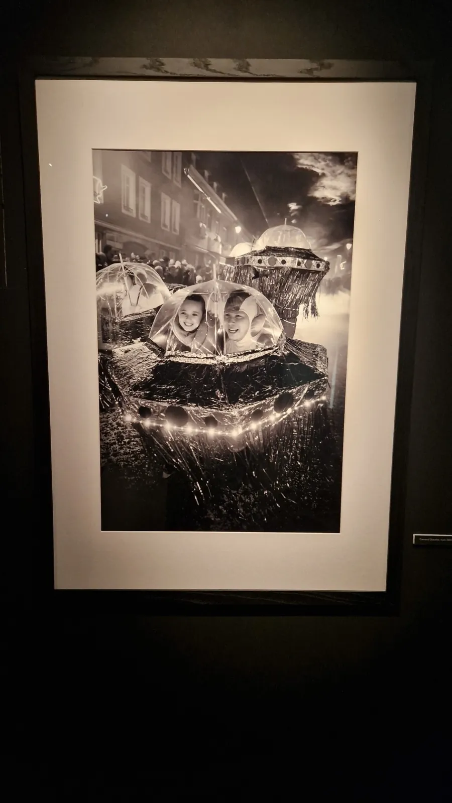 Visite d'une exposition de photo Gérad Uferas à la villa Tamaris de la Seyne sur Mer