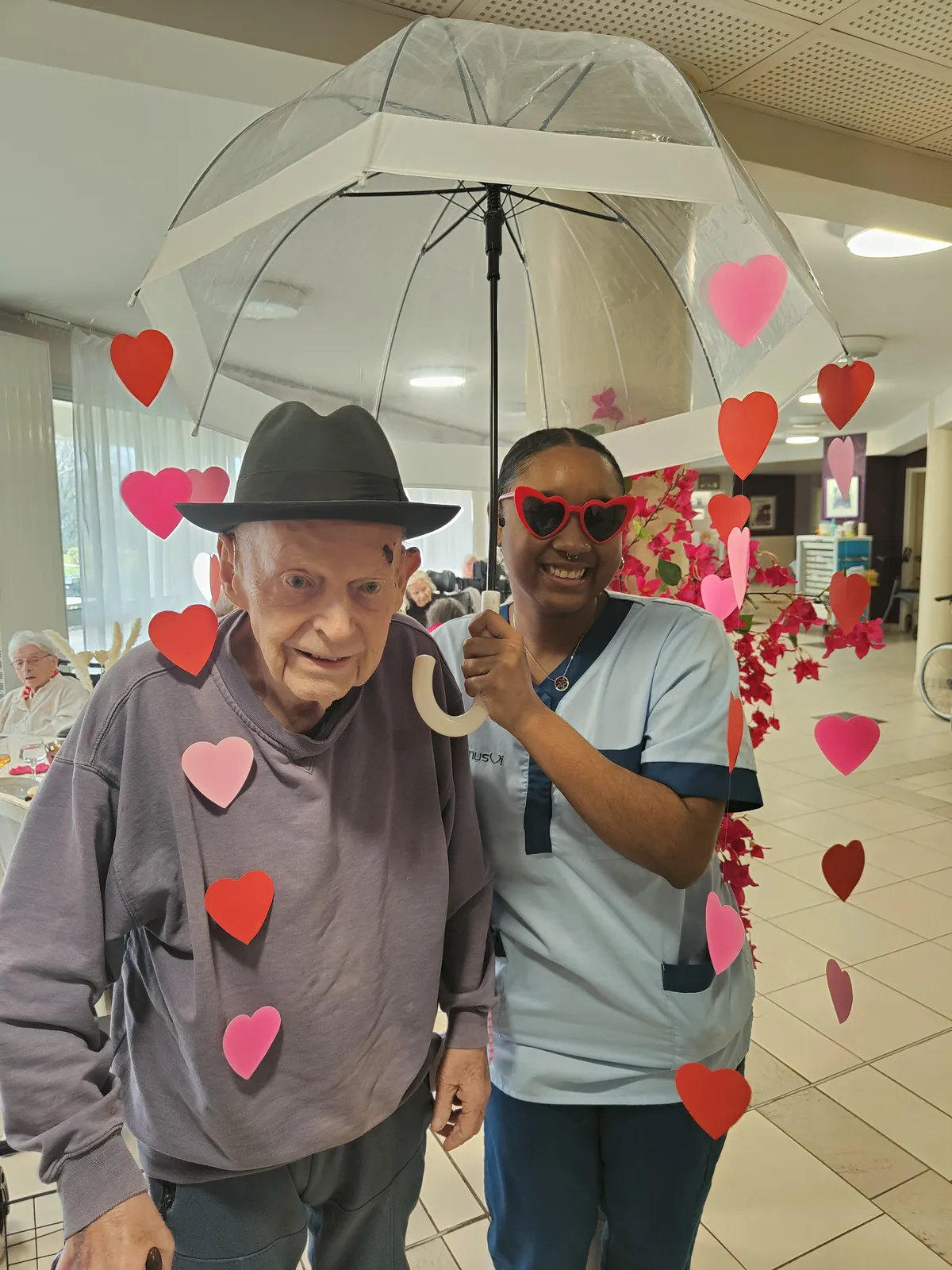 Saint Valentin : c'est l'amour à l'EHPAD !  