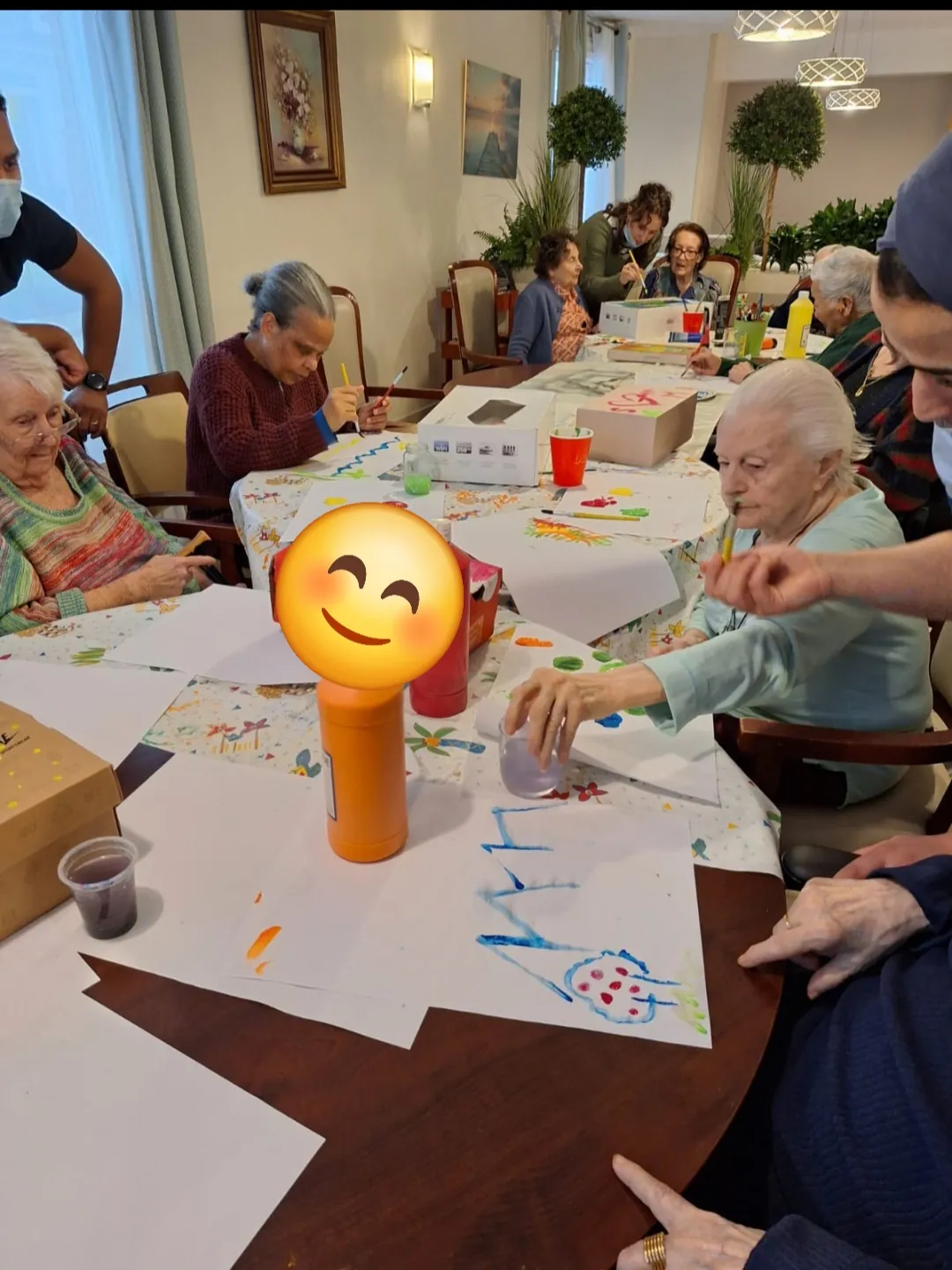 l’atelier peinture du 20 décembre la résidence les Adrets 