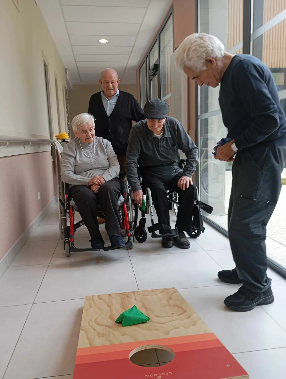 Après-midi Jeux Olympiques à la résidence Saint Jean d'Agen