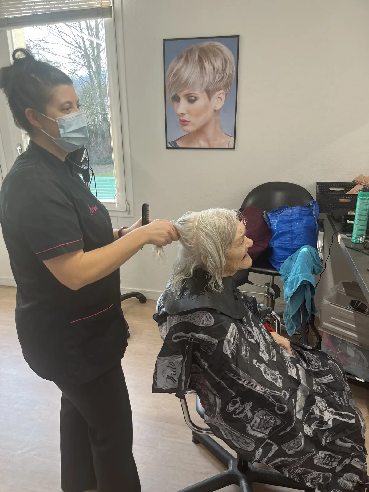 Changement de tarif pour la coiffeuse 