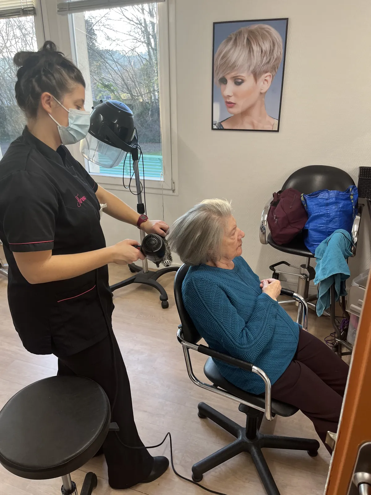 Changement de tarif pour la coiffeuse 