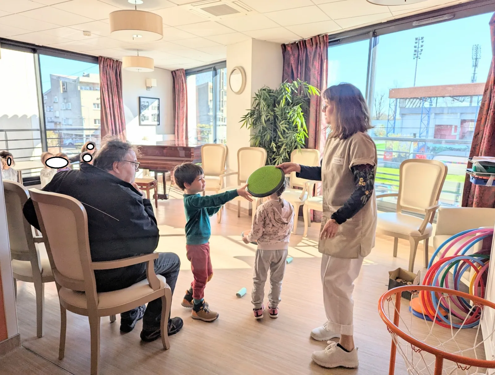 Une matinée pleine de sourires et de partage avec les enfants 
