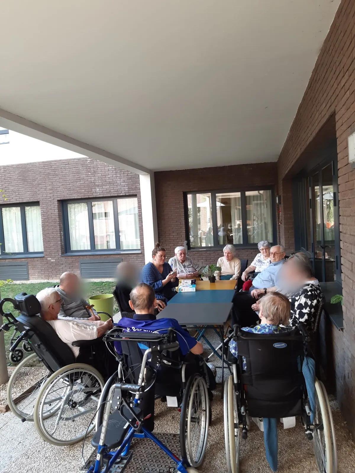 Atelier Remue-Méninges : un moment convivial et stimulant en plein air