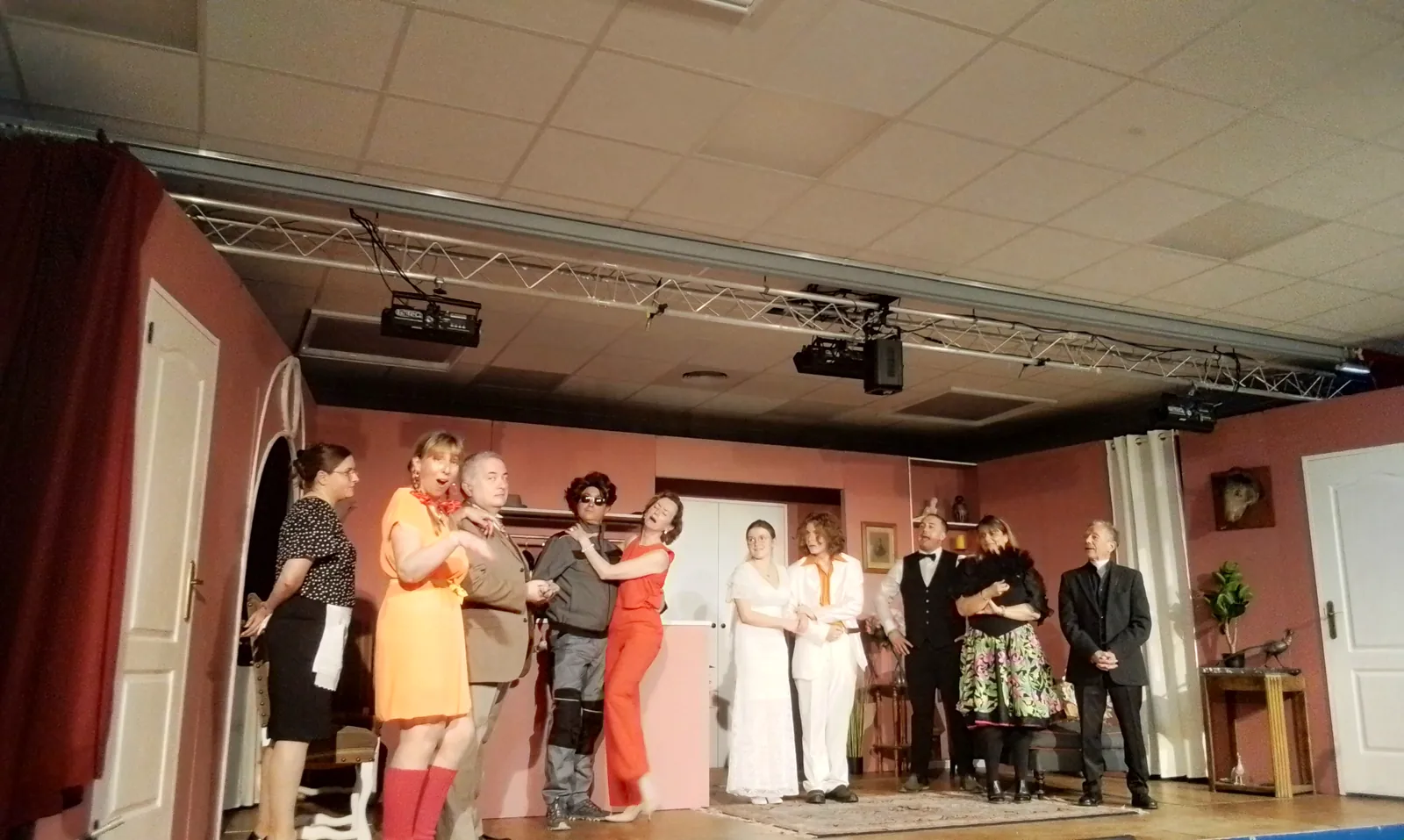 Pièce de théâtre "Parade Nuptiale"