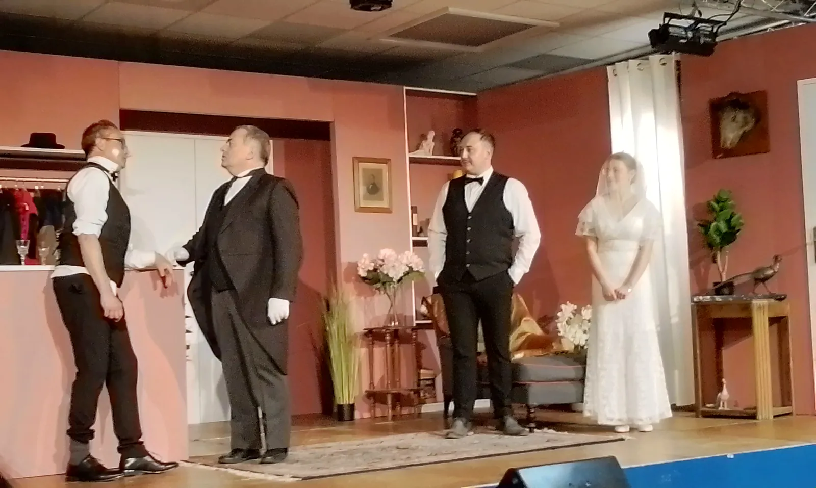 Pièce de théâtre "Parade Nuptiale"