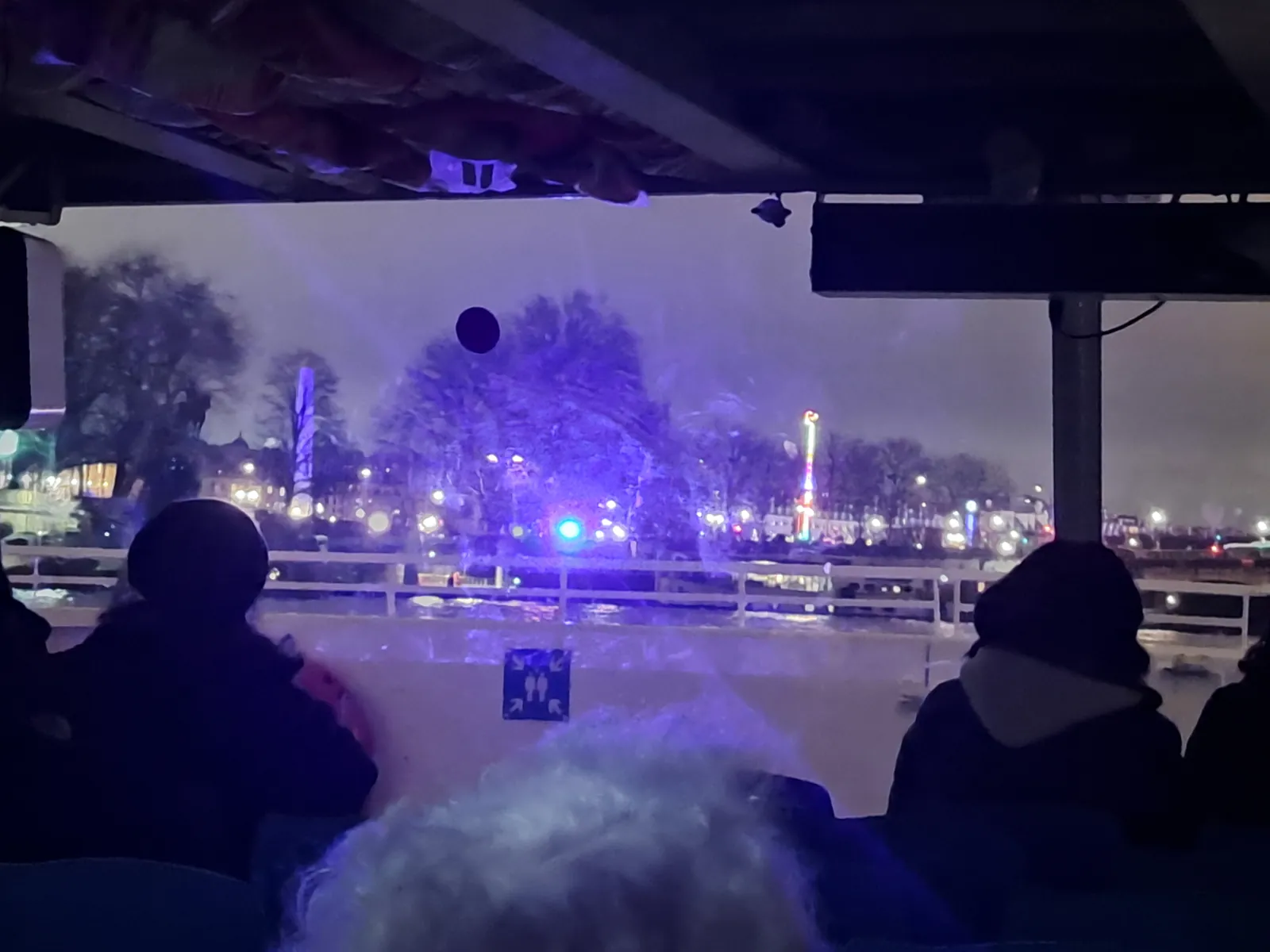 BATEAU MOUCHE BY NIGHT 