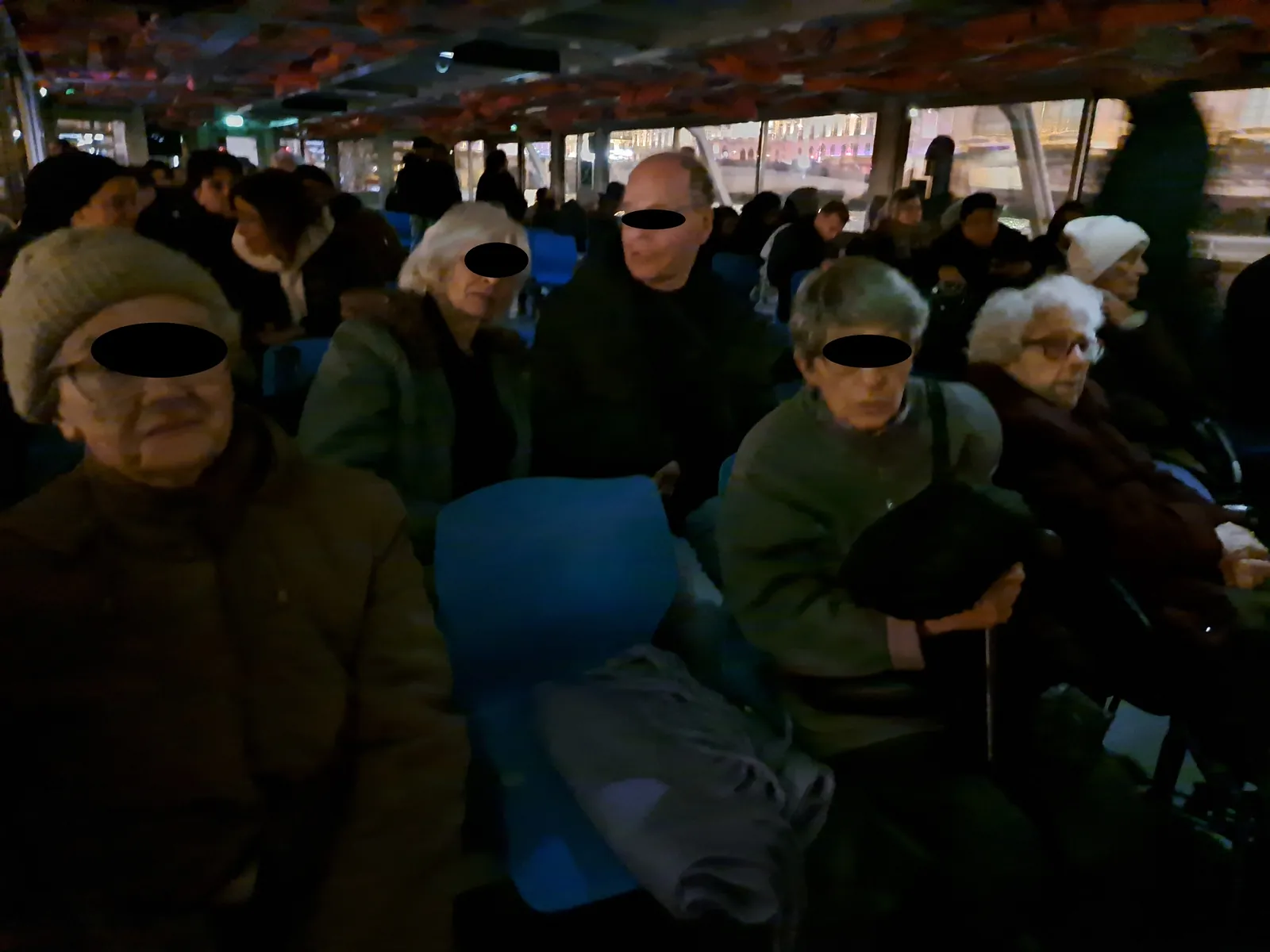 BATEAU MOUCHE BY NIGHT 