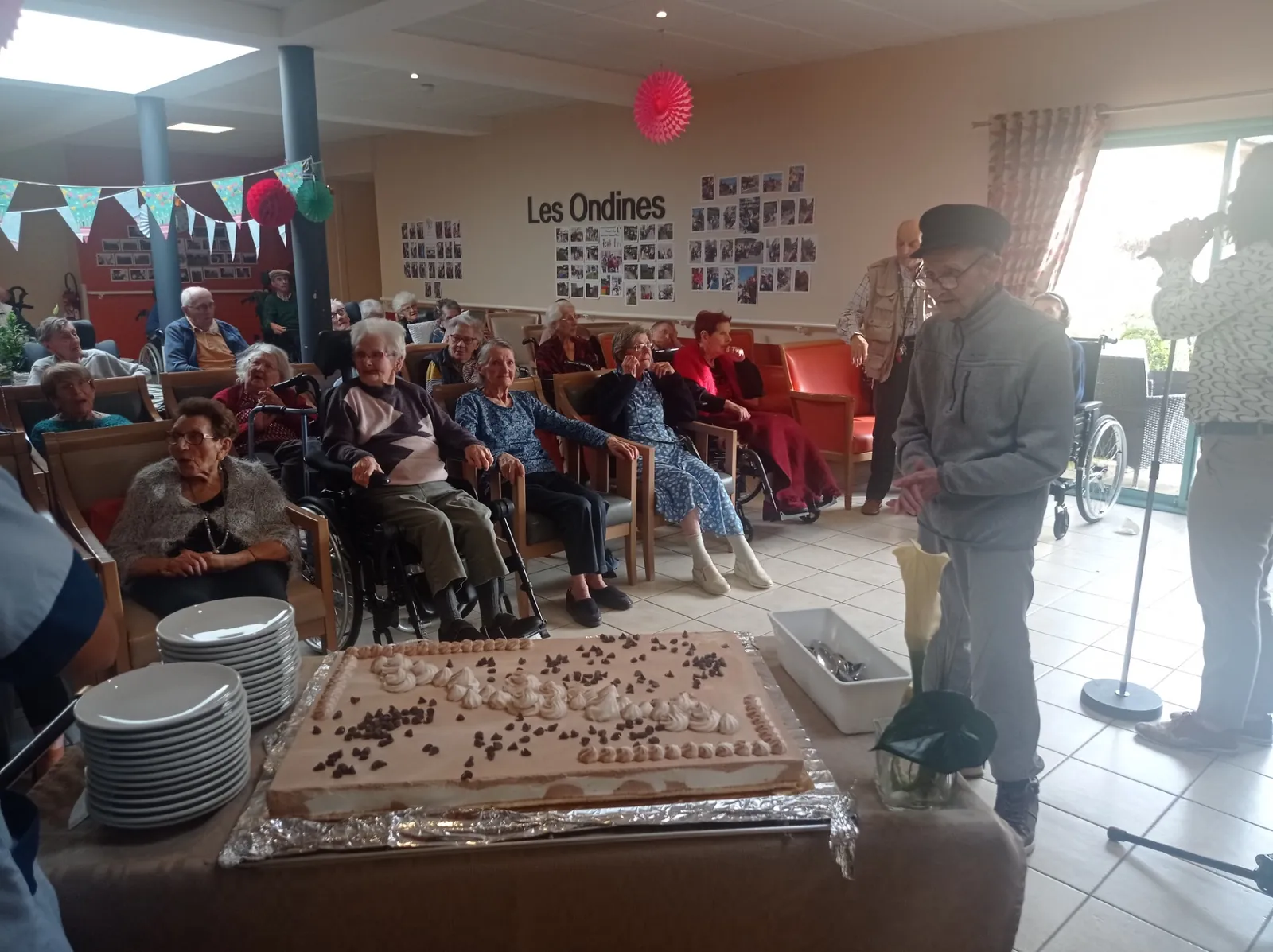 Ambiance festive autour de nos natifs d'Octobre Aux Ondines