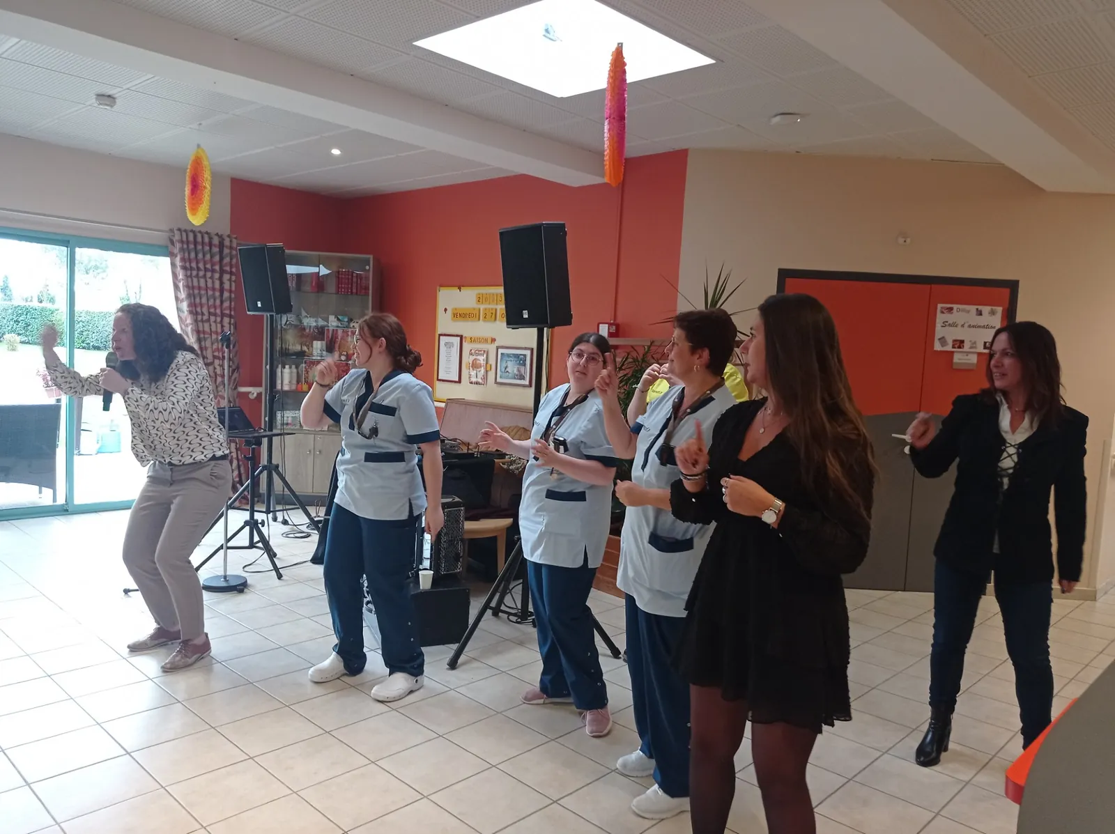 Ambiance festive autour de nos natifs d'Octobre Aux Ondines