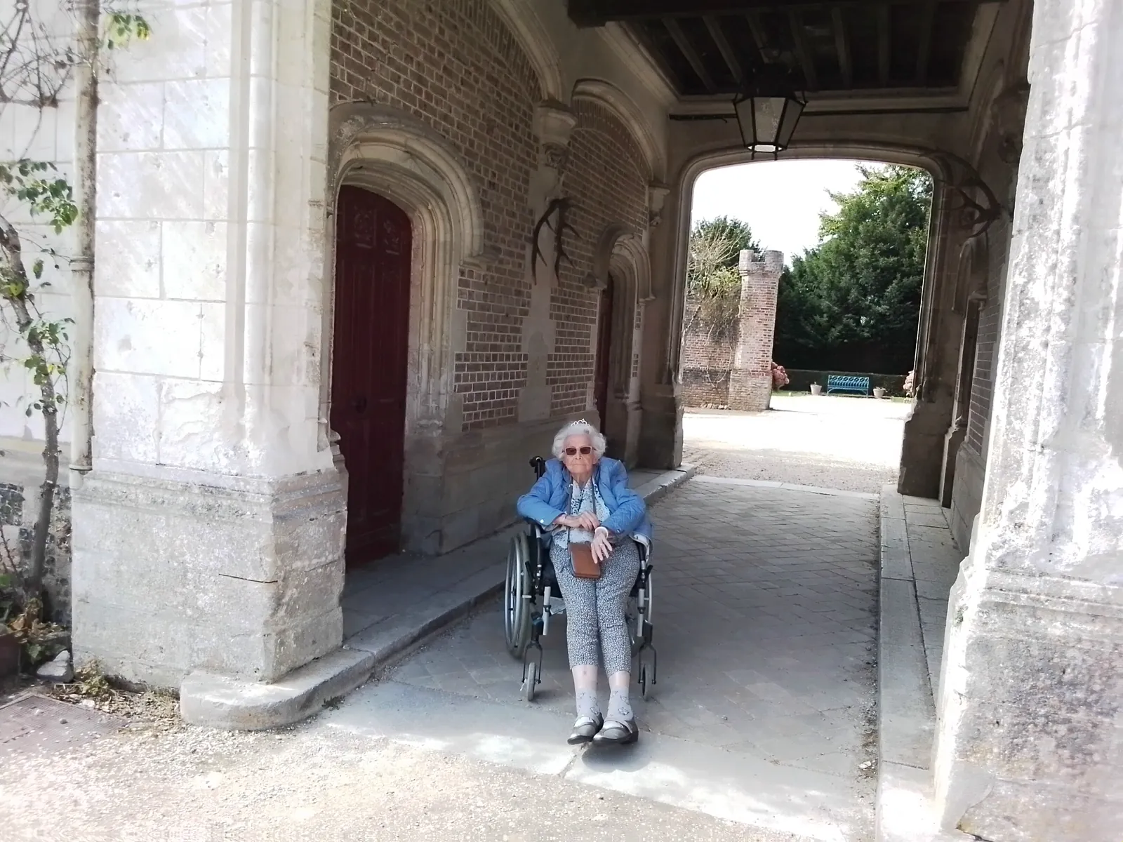 Visite du château  de Regnière-Ecluse