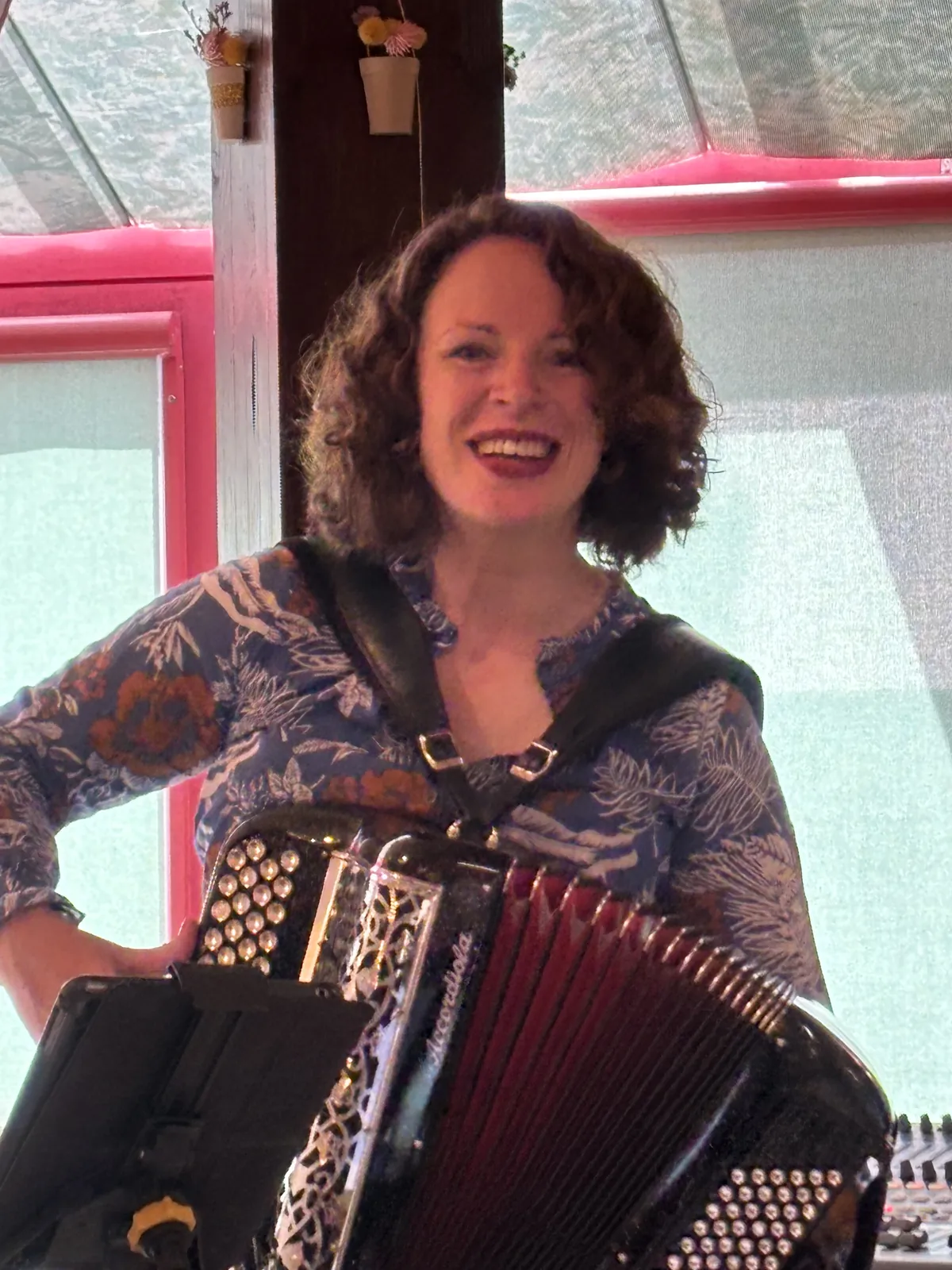 Le repas des familles : un moment chaleureux en musique ! 