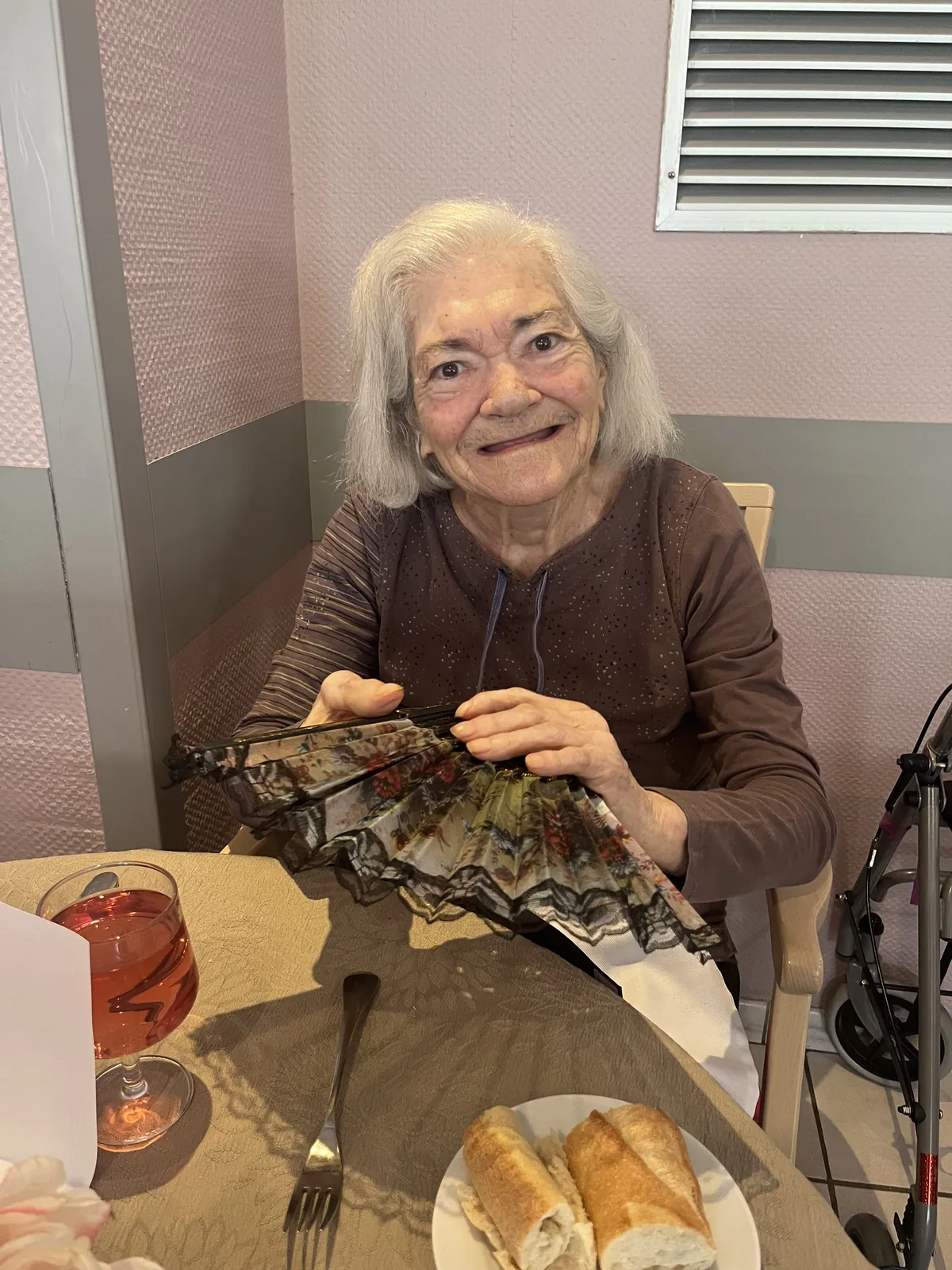 Distribution de cadeaux d'anniversaires 