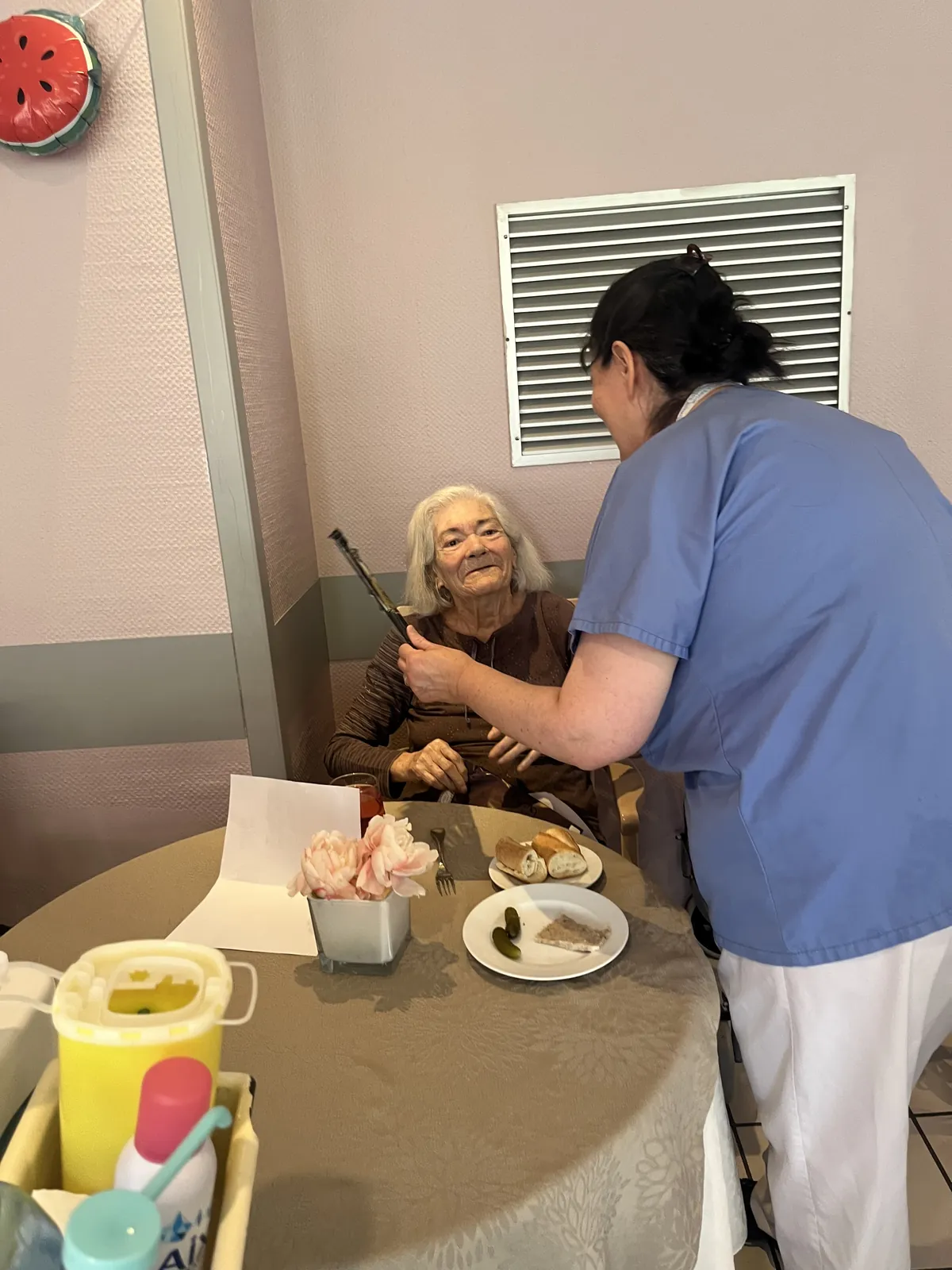 Distribution de cadeaux d'anniversaires 