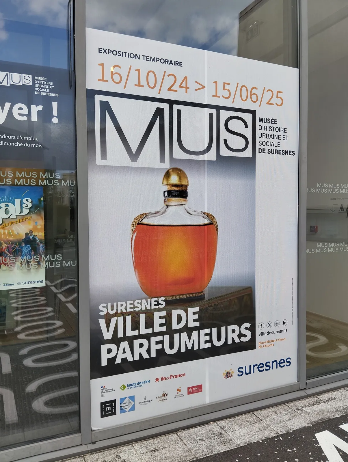 Sortie au MUS de Suresnes pour l'exposition "Suresnes, ville de parfumeurs"