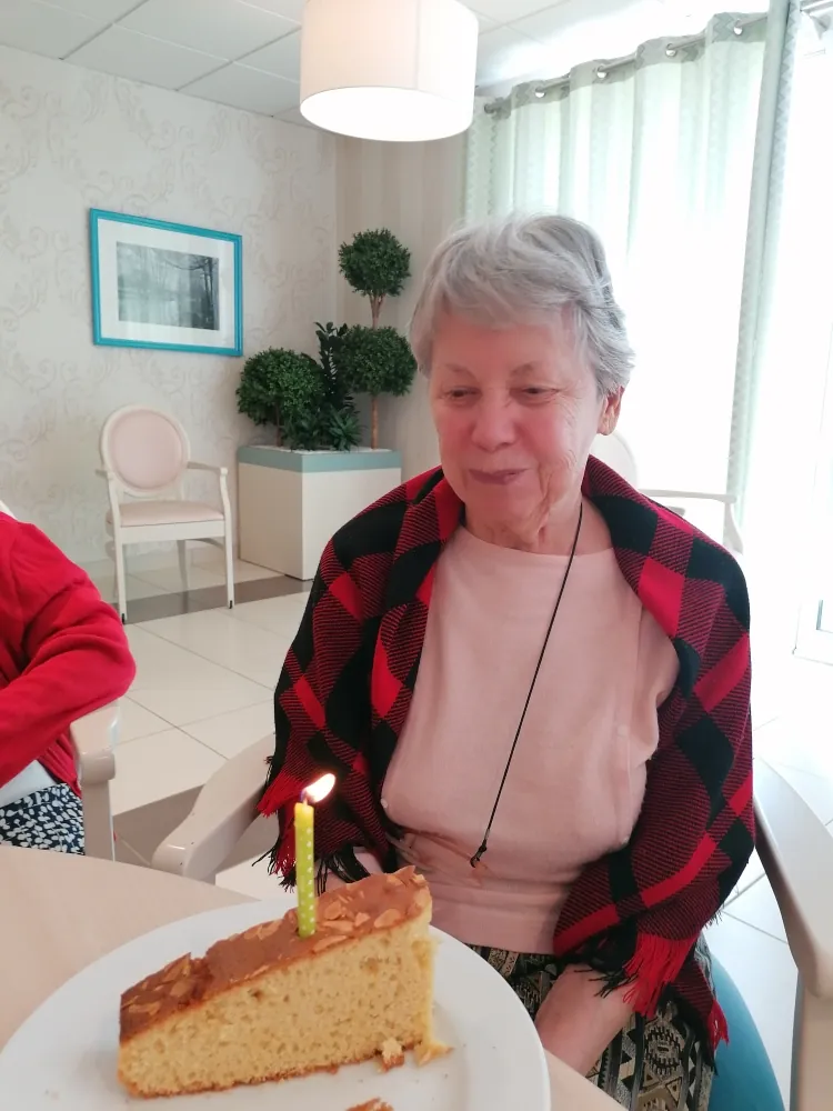 Fête des anniversaires à la résidence médicalisée d'Esbly
