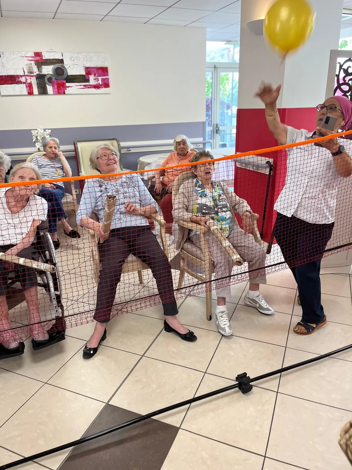 Matinée Sportive et Conviviale : Nos Résidents en Mode Champions ! 