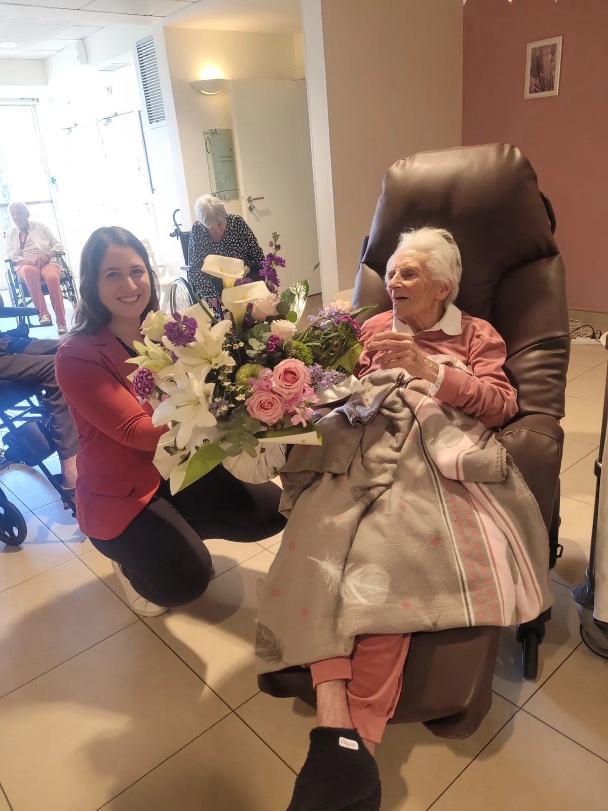 Célébration des 102 ans de Mme CHAUMET : Un moment inoubliable