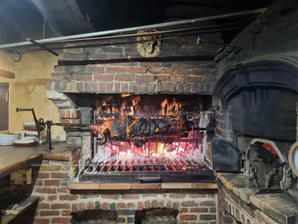 SORTIE AU RESTAURANT
