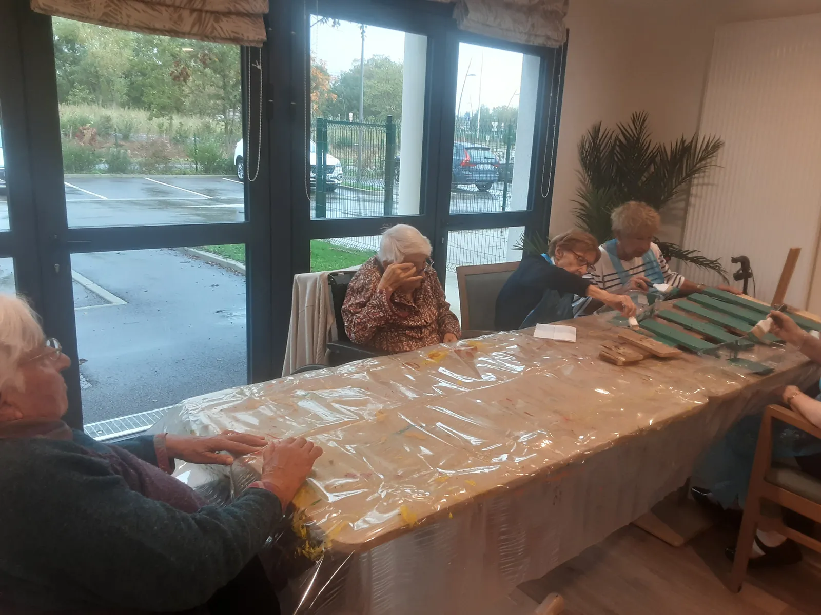 Dégustation à l'aveugle et peinture de sapins