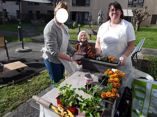 Jardinage à Saint-Exupéry