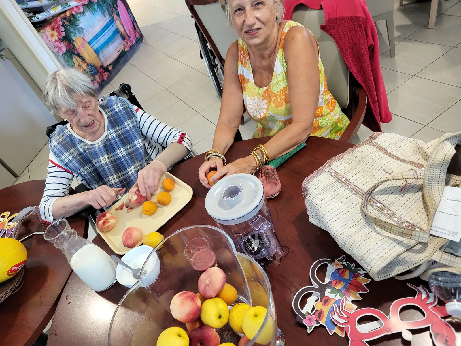 Atelier smoothies aux différents fruits Aux Adrets 