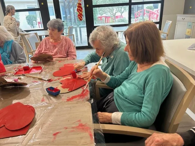Atelier Peinture : Créativité, Expression et Partage