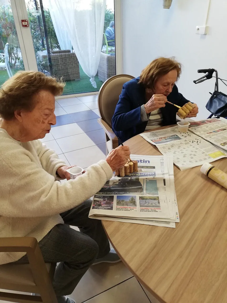 Atelier de peinture à la résidence les Vallières de Cagnes sur Mer 