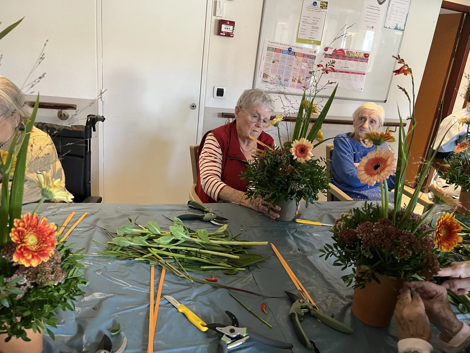 L’ART FLORAL UNE ACTIVITÉ QUI FAIT DU BIEN