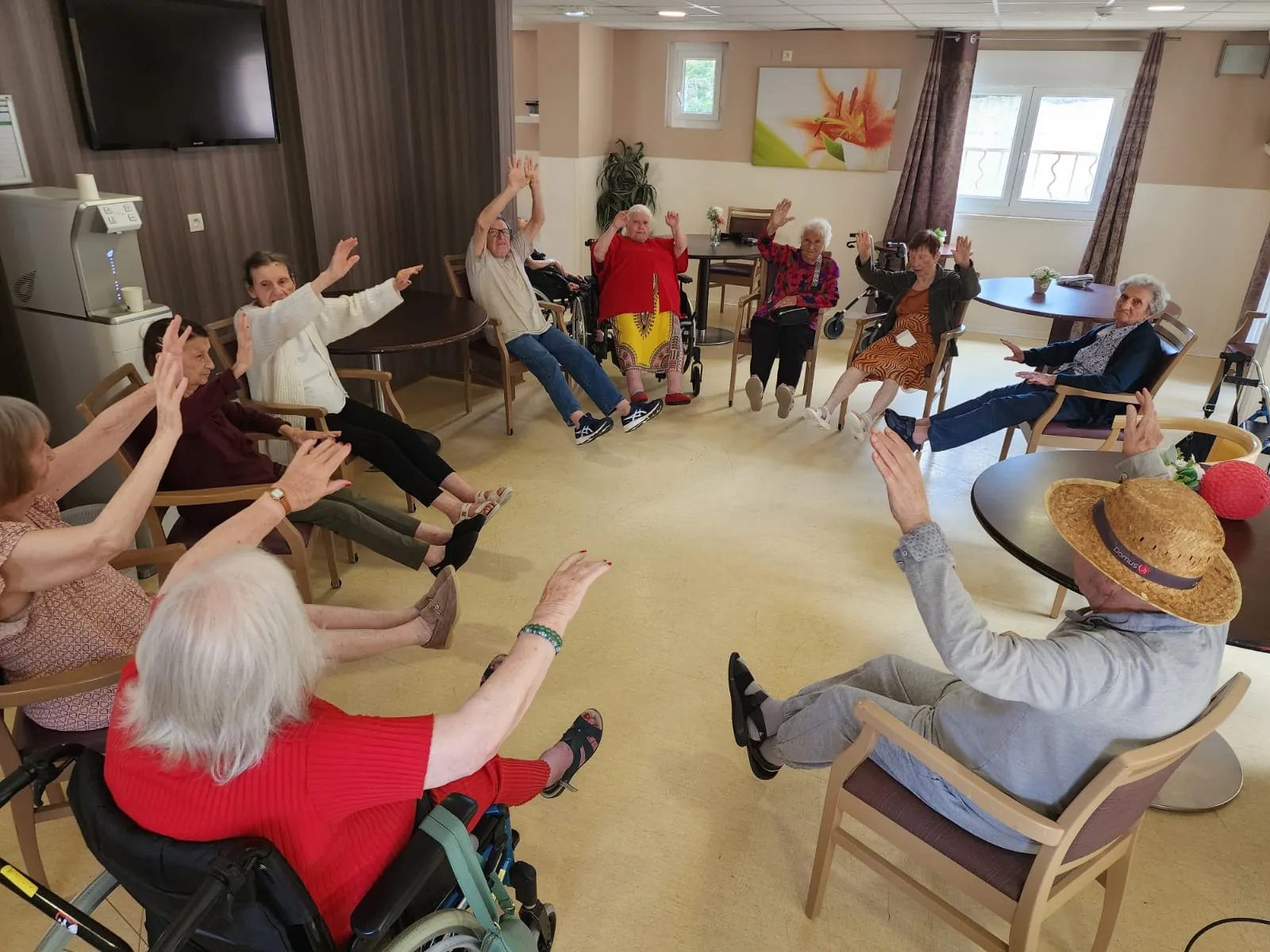 Un trio d'atelier pour des résidents enchantés