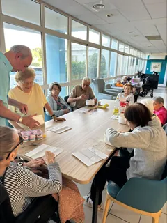 Quand les résidents préparent le goûter 