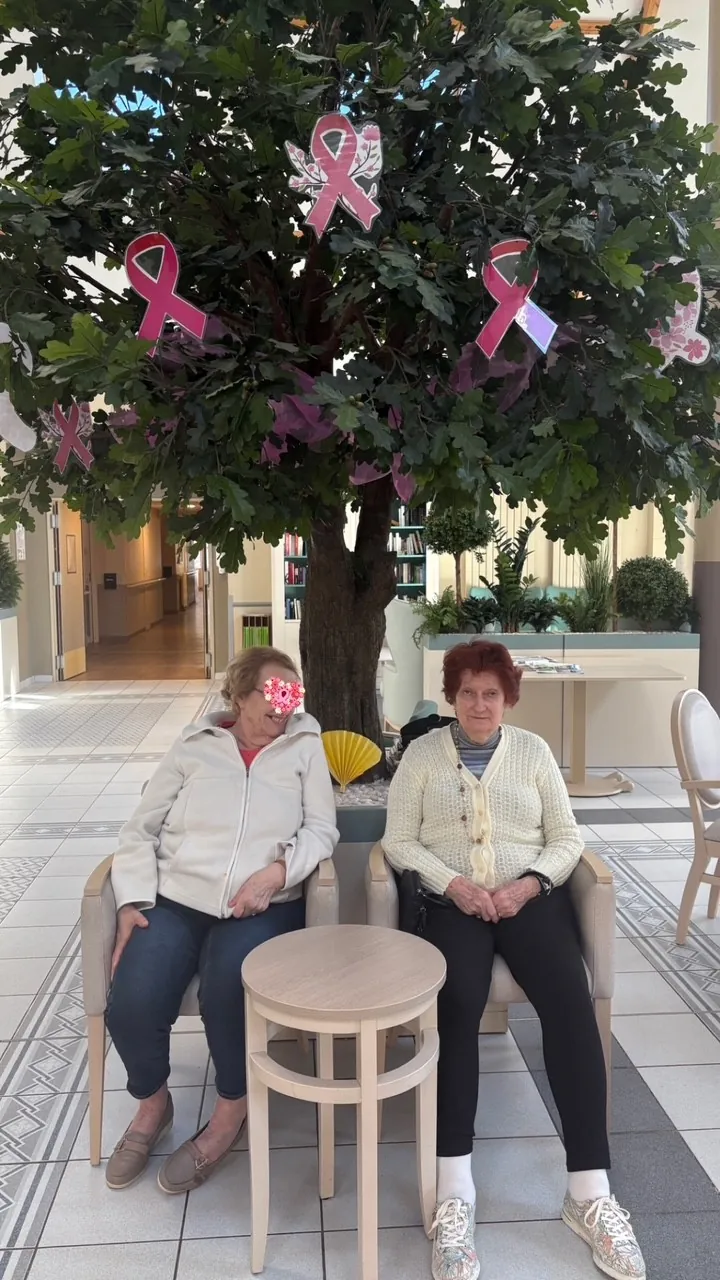   Octobre Rose à l’EHPAD : un moment de douceur et de solidar 