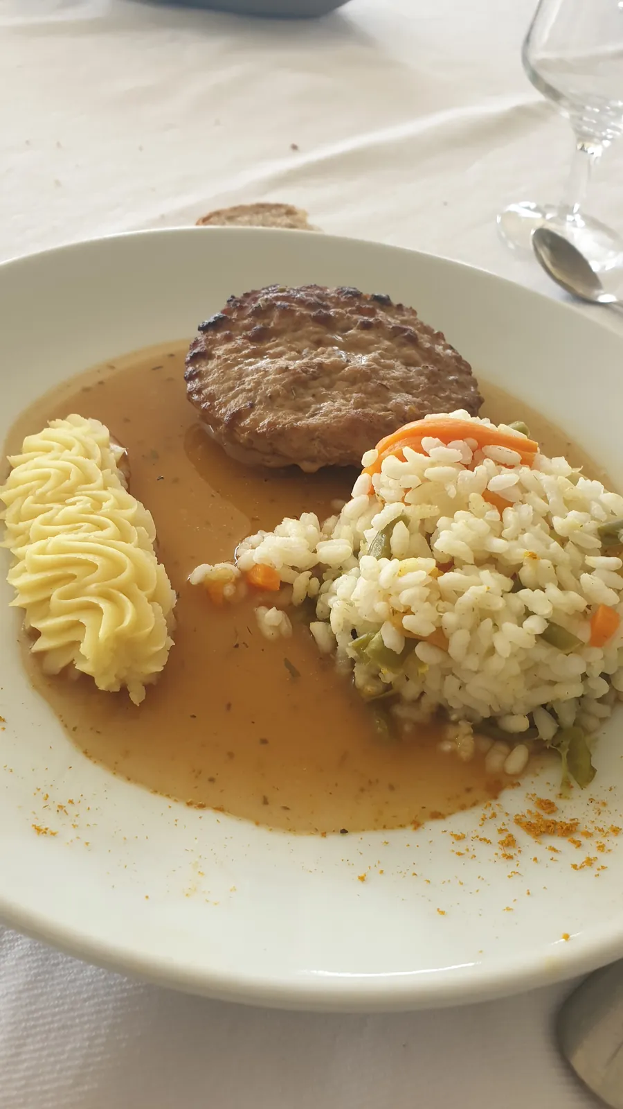 **Repas Thérapeutiques : Un Lieu de Partage et de Lien**