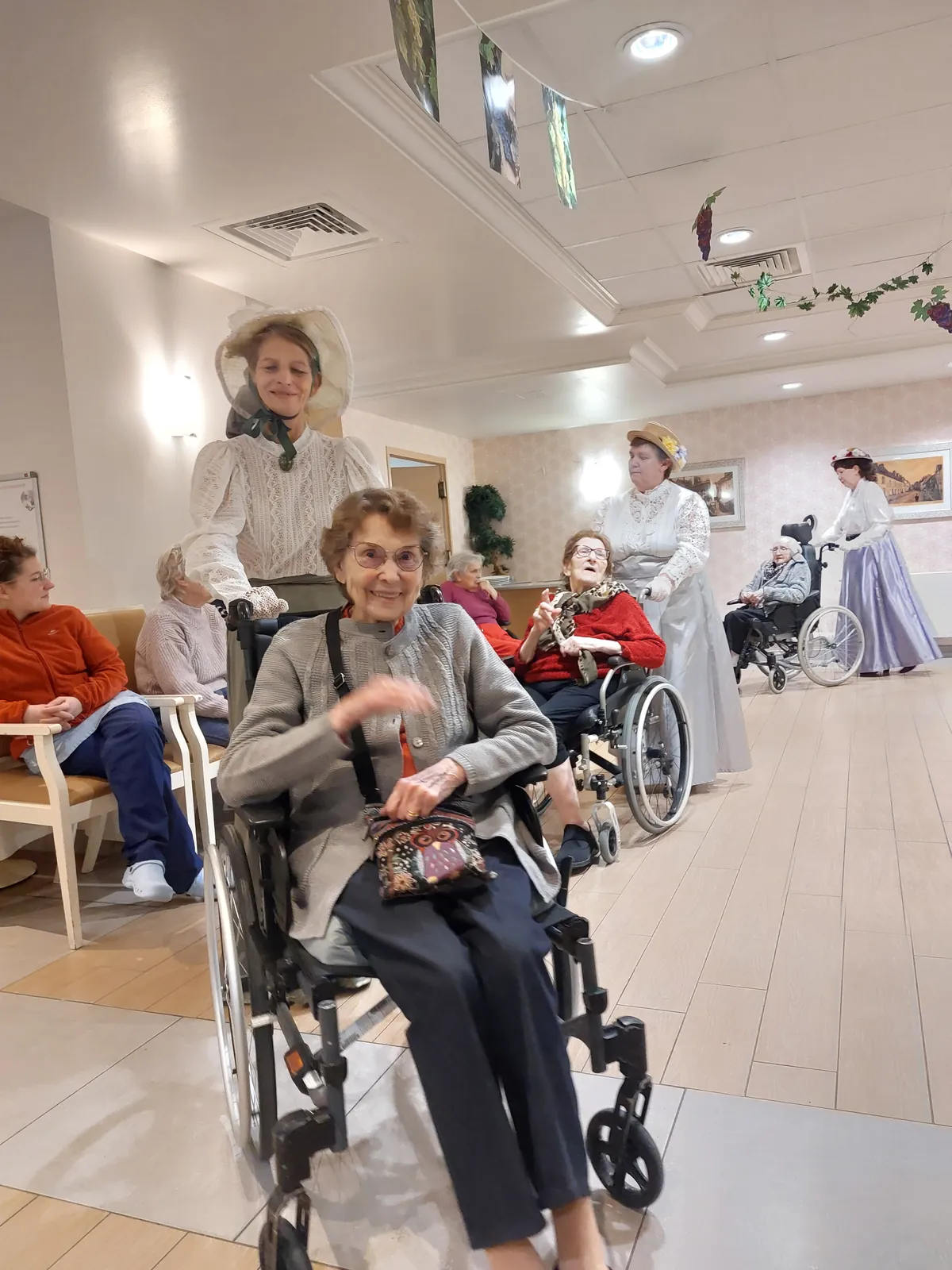 Le Beaujolais nouveau est arrivé - Danses historiques