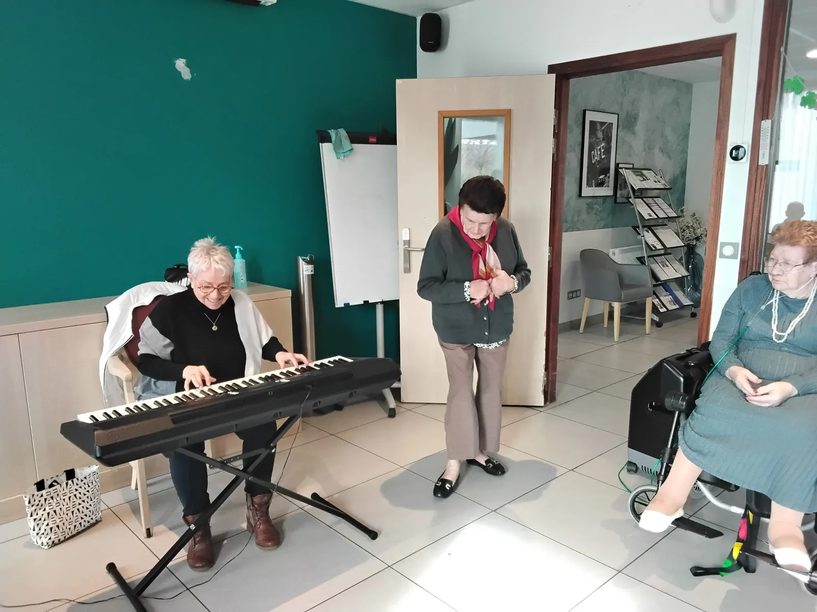 Un bel après-midi musical au piano!