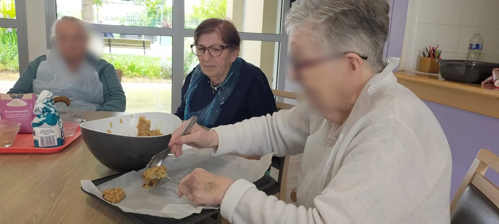 Atelier Cuisine à l’Unité Protégée : Douceurs, Sourires et Stimulation