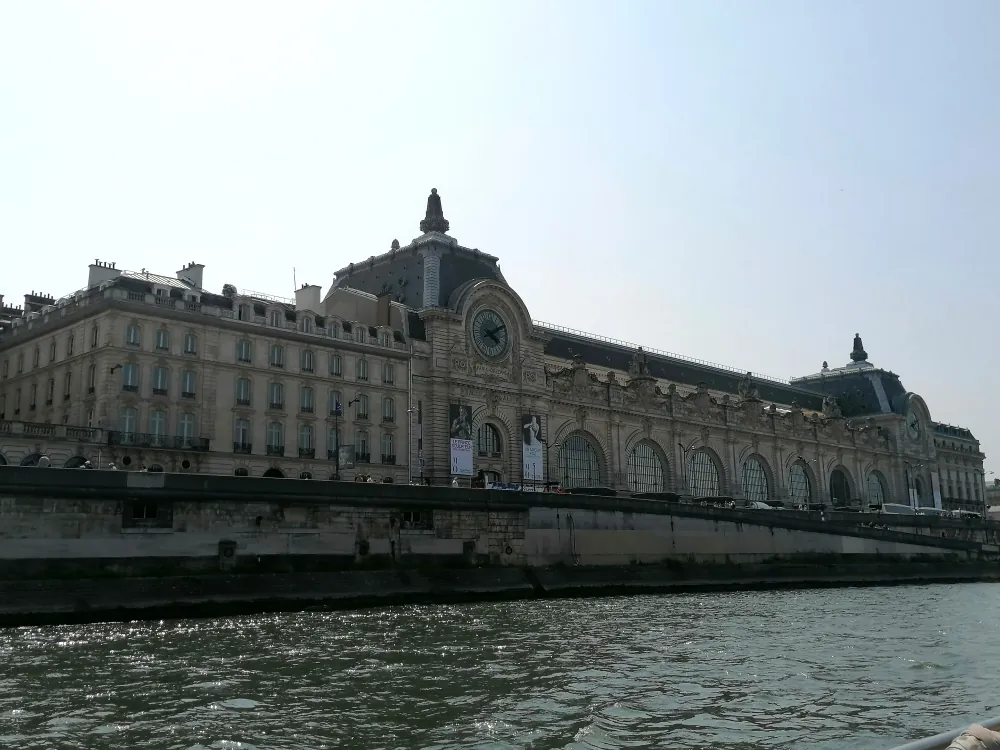 Promenade en bateau mouche pour les résidents de l'EHPAD d'Esbly 