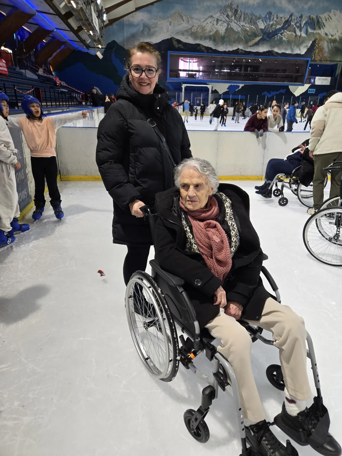 Cap’ tinoire : rires et émotions sur la glace