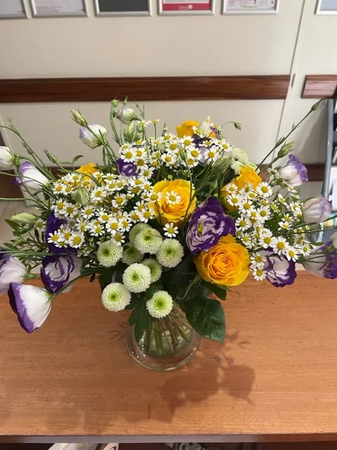 Des fleurs fraiches pour décorer la Résidence ! 