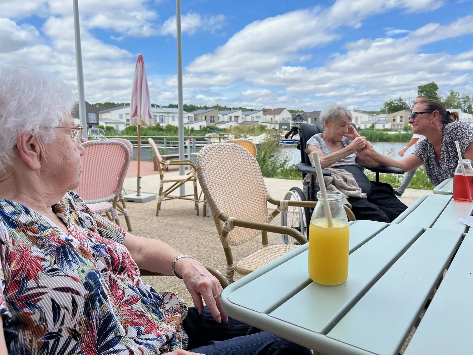 Sur le port de l'Isle-Adam