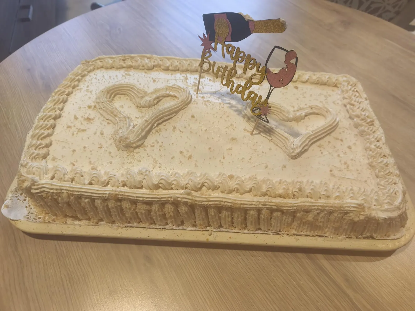 Centième anniversaire d’une résidente en présence de l’adjointe au maire