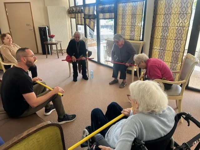 Atelier de gym douce : bouger ensemble pour mieux se connaître et créer du lien 