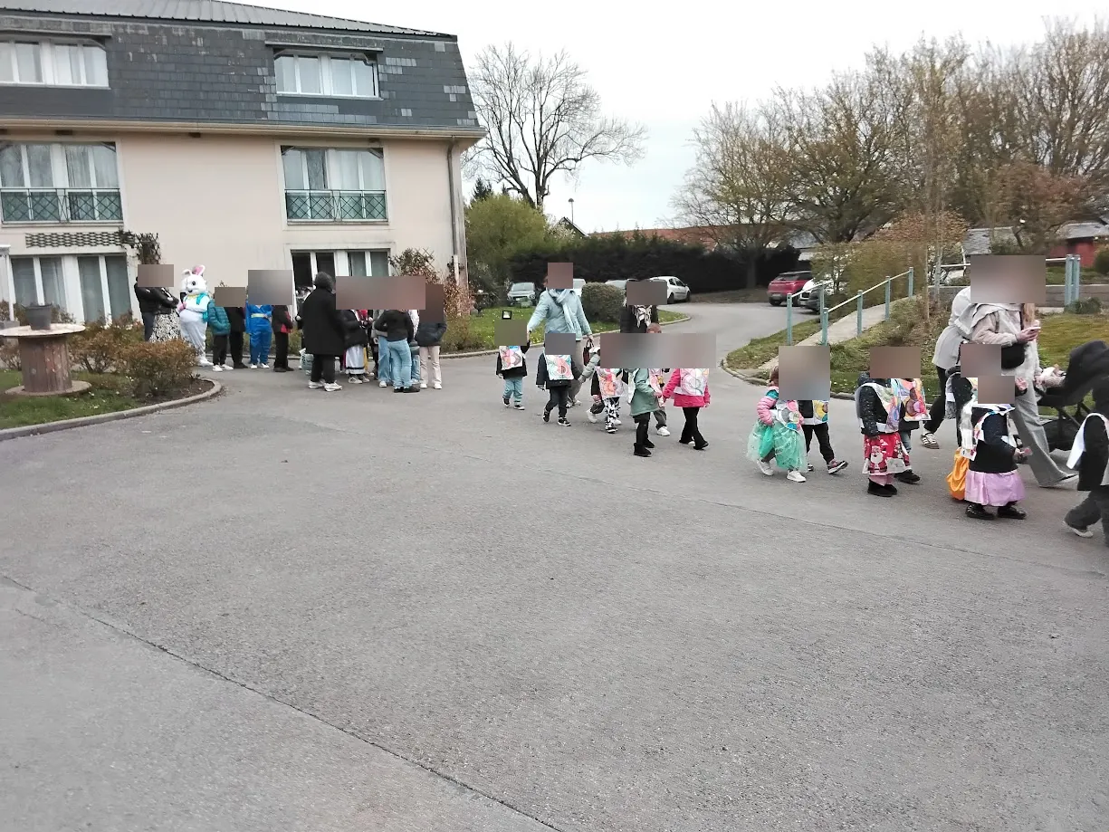 Le carnaval de printemps, grand moment intergénérationnel ! 