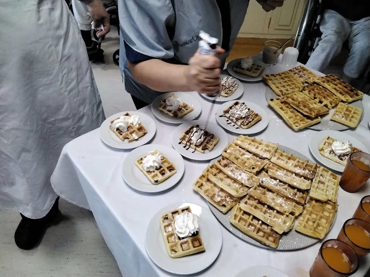 GOURMANDISES A LA RESIDENCE LES JARDINS D'EPINAY