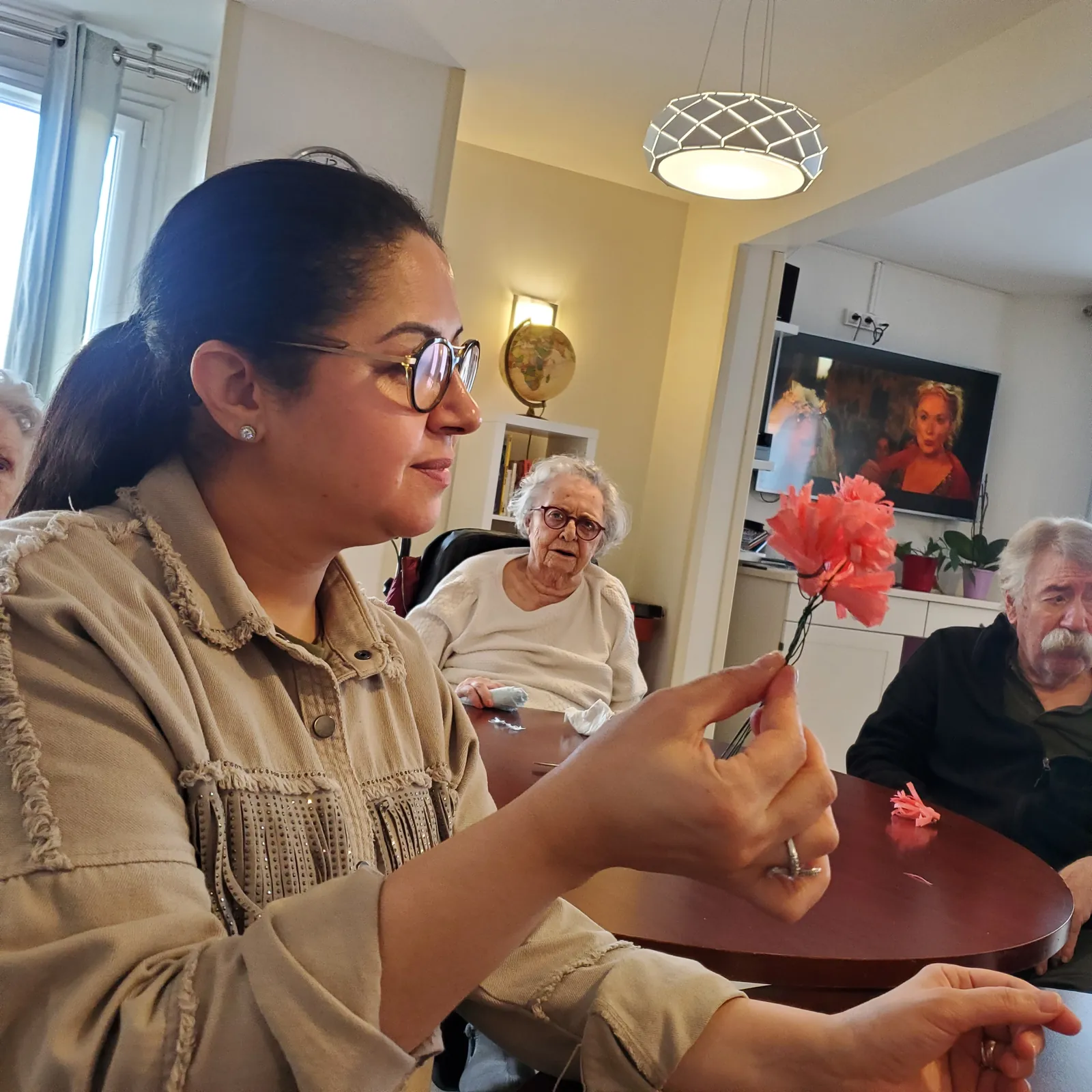 Atelier créatif fleurs en papier crépon !