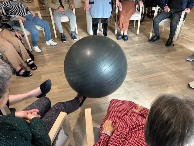 Atelier de motricité : Bouger à tout âge, à son rythme
