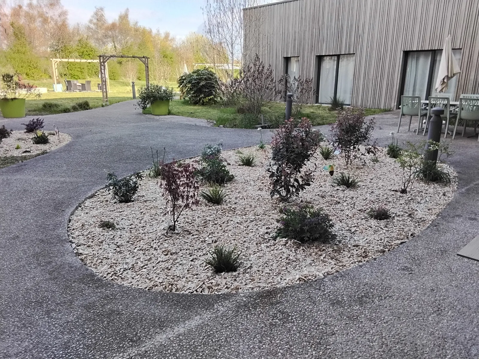 Le jardin se pare des couleurs du printemps!