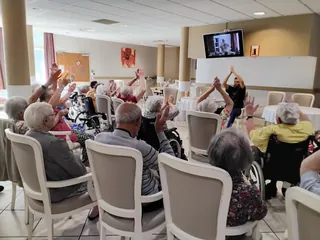 Danse sur chaise