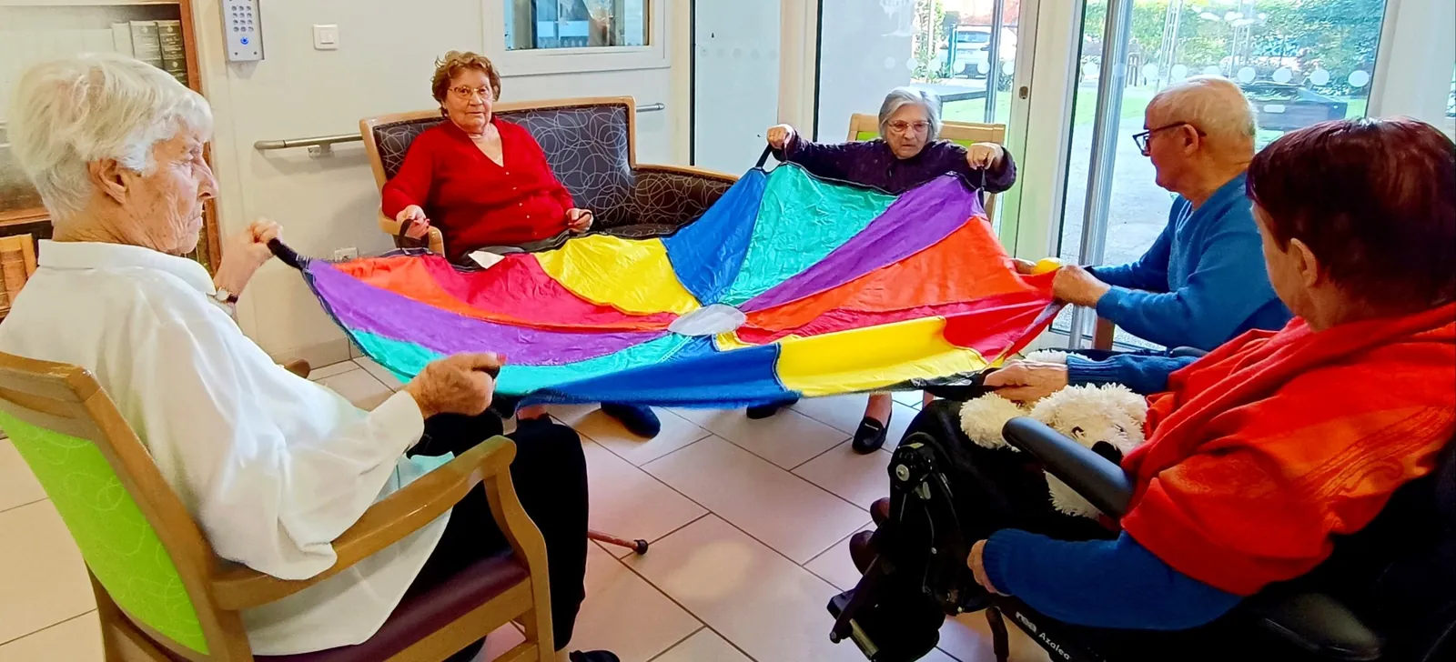 Parachute " sensationnel " à l'Unité de Soins Adaptés