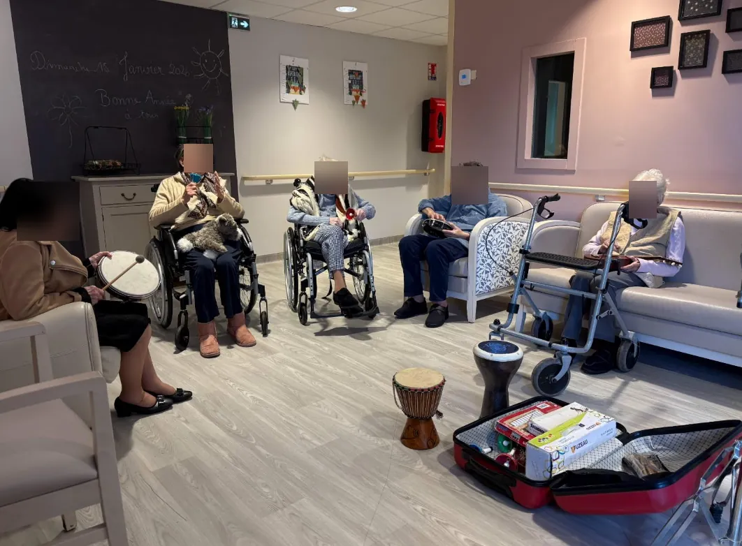 Atelier de musicothérapie aux IRIS ! 